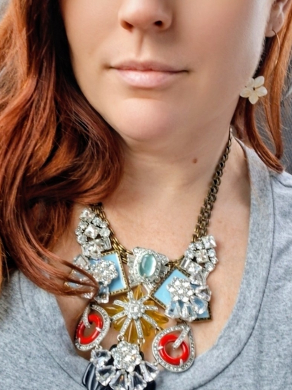 Statement Multicolor Crystal And Coral Bib Necklace - Women Jewelry - Picture 8 of 8